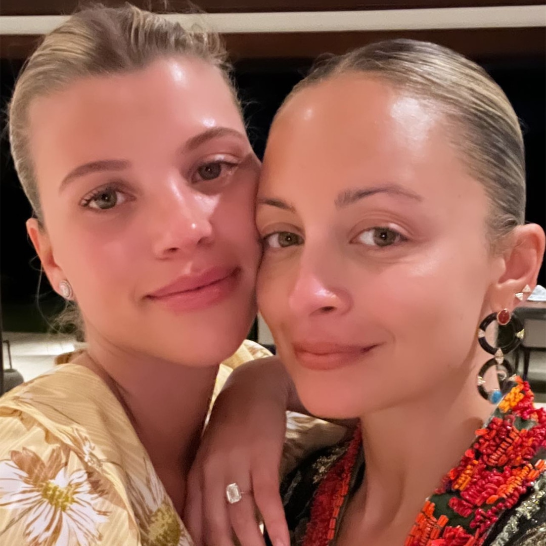 See Nicole Richie React to Sister Sofia Richie's Engagement - E! Online